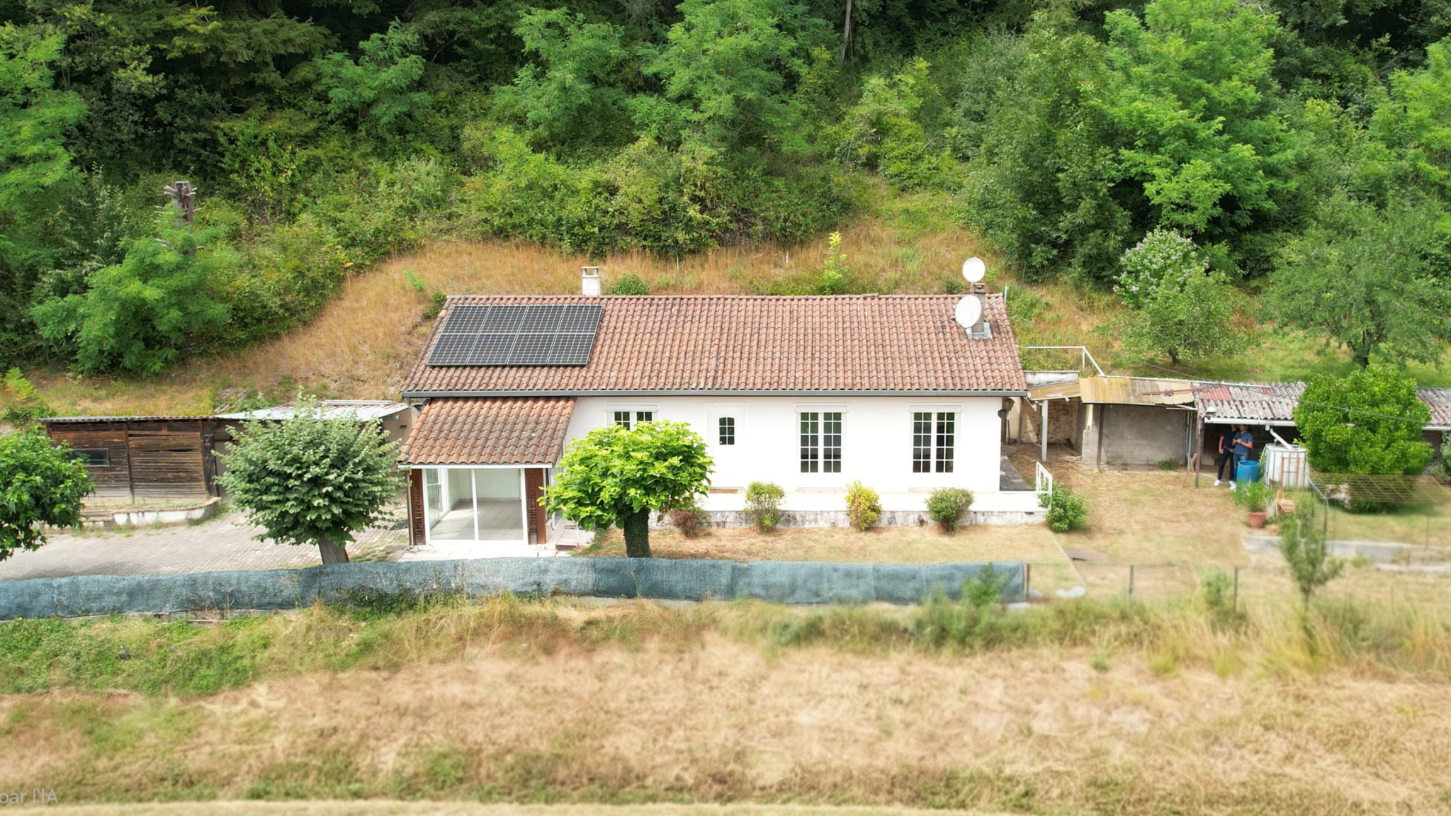 plain pied de 78 m2 sur plus de 6 000m2 de terrain
